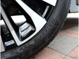 当店ではスポーツグレードや人気車種・上級グレードを主に仕入れ強化しております!中古車でお買い得感あるお車展示中となっておりますのでお客様のご来店、お見積もり依頼お待ちしております。