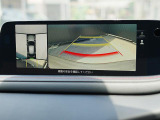 360&deg;ビューモニターを搭載しています。コーナーセンサーと合せてお使いいただくことで、安全、安心にお車の取り回しを行っていただけます。