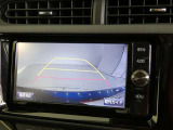 車庫入れや駐車で威力を発揮するのがバックモニター!ナビディスプレイに後ろの様子が映し出されるから安心です。