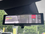 スマートルームミラーで後方視界を確保