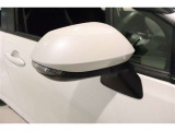 ■対向車からの視認性も良く安心してお乗りいただけるウィンカー付ドアミラー!