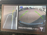 【アラウンドビューモニター】左前輪周りや前方の確認などにも使えます。