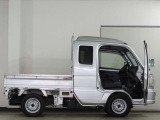 軽マートの車は全車安心の保証付!!自信があるのでできるんです♪整備工場、板金工場、完備♪