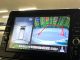 【アラウンドビューモニター】専用のカメラにより、上から見下ろしたような視点で360度クルマの周囲を確認することができます☆死角部分も確認しやすく、狭い場所での切り返しや駐車もスムーズに行えます。