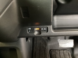 ビルトインタイプの【ETC】で見た目もスッキリ。高速道路の利用にとても便利です。