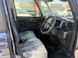 見通しのよいすっきりとした視界で、誰でも運転しやすいです。運転のしやすさは疲れにくさにも繋がりますよ♪