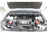 エンジンルームも綺麗にクリーニング済みです。2L e-boxerのスムーズで爽快な加速感を体感ください