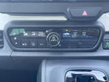 オートエアコン装備車★操作もカンタン★
