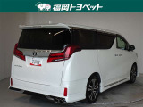 色は人気のホワイトパールクリスタルシャインです。