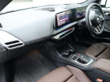 お車のことなら弊社とご用命を頂けるよう全社一丸となって取り組みさせて頂いております。