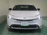 明度の高いLEDヘッドライトで、夜間の運転も安心です。