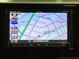 ナビゲーションはフルセグTV対応のメモリーナビ(社外品)を搭載しています。Bluetoothオーディオ機能がありますので、スマートフォンなどの音楽も再生できます。