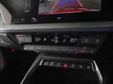 Audi Approved有明店は正規ディーラーであることはもちろんの事、保険代理店でもあります。セールススタッフは保険の有資格者ですので保険のご相談もお任せください。