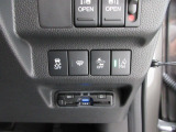 多彩な安心・快適機能を搭載した先進の安全運転支援システムのHonda SENSINGを搭載しております。