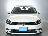 太いCピラーからフォルクスワーゲの高い安全性剛性安全性を感じとれるようになっております。