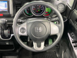 【ステアリングスイッチ】運転中、前方から目線をそらすことなく、オーディオ等の操作が可能な便利機能!安心&快適なドライブを演出してくれます♪