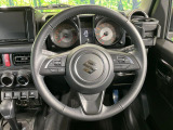 【純正革巻きステアリング】上質な革を使用することで、手にしっかり馴染みとても運転しやすいハンドルです♪