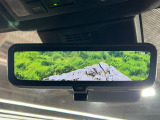 【デジタルインナーミラー】後席の大きな荷物や同乗者で後方が確認しづらい時でも安心!カメラが撮影した車両後方の映像をルームミラー内に表示。クリアな視界で状況の確認が可能です!