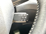 【クルーズコントロール】高速道路もラクラク走行。アクセルを離しても一定速度で走行ができ、長距離運転時の負担を軽減!加速・減速も簡単なスイッチ操作で調整できます。