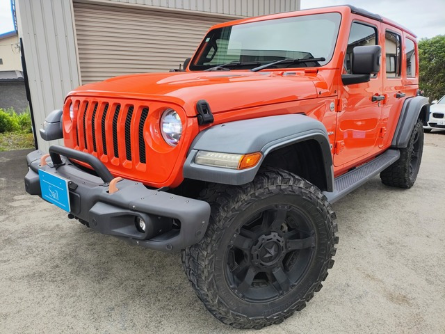 ラングラー アンリミテッド サハラ ローンチエディション 4WD