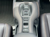 納車前に当社工場にて法定12ヶ月点検を実施します!エンジンオイルなど必要な消耗部品は交換してお引渡し致します♪