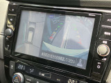 空から車を見たような「アラウンドビューモニター」!車の周りが一目で確認できるので、小さなお子様や障害物があっても安心して乗ることができます。