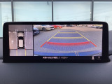 狭い場所での駐車やすれ違いなどでより的確な運転操作に役立つ360&deg;ビューモニターが装備されています。