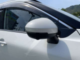 ☆ 【ウィンカー付きドアミラー】 周りに「ウインカー&ハザード」を気づいてもらえるお洒落&安全確保のアイテムです ☆
