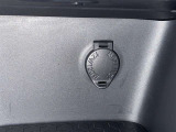 シガーソケット用の充電器が使用可能です!