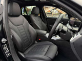 BMW Premium Selection 江戸川は、約20台の展示スペースがあり、常時新車拠店より厳選された認定中古車が続々と入庫しております。