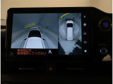 スマートキー付きです。スマートキーとは鍵を車に差し込まなくても、ドアノブを触ったりするだけで、ドアロックを解錠できます。これが凄く便利なんですよ。