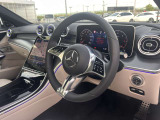 中古車だけではなく、新車も多岐にわたり、正規輸入車販売を行っております。全国選りすぐりの仕入ネットワークの中からあなたにピッタリのお車を探します!