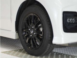 認定中古車では、厳しいHonda認定基準をクリアした厳選されたHonda認定中古車のみ、取り扱っております。「ご購入前の安心」「納車後の信頼」を車両と一緒に提供しております。