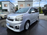ヴォクシー 2.0 ZS 4WD 両側パワースライドドア 純正ナビ 地デジ