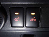 【シートヒーター】女性にも嬉しい装備のシートヒーター付です♪冬の運転は寒くて&hellip;というお客様にはピッタリ!!運転席のシートがポカポカでとても良い乗り心地ですよ★