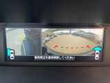 【フロント&サイドカメラ】ドライバーから見にくい死角部分を映像で確認できる前方と左側面にカメラを装着。見通しがきかない場所や住宅密集地などを運転することが多い人におすすめの安心装備です。