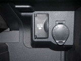 100Wまで使えるAC100Vコンセント