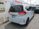 専門業者によるルームクリーニングで気持ちよくお乗り頂けます。もちろん納車前に洗車も致します♪