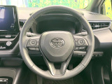【純正革巻きステアリング】上質な革を使用することで、手にしっかり馴染みとても運転しやすいハンドルです♪