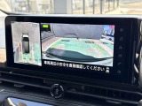 空から車を見たような「アラウンドビューモニター」!車の周りが一目で確認できるので、小さなお子様や障害物があっても安心して乗ることができます♪
