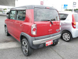 初めての中古車購入でも安心。専門スタッフが丁寧にご説明します。