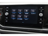 【Ready 2 Discover】VWインフォティメントシステム AMFM、ワイドFM対応、ジェスチャーコントロールなどの機能付きです。