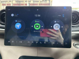 12.8インチタッチスクリーンCarplay/Andrroid対応