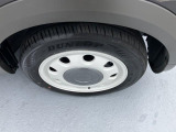 【155/65R14 ラジアルタイヤ】やわらかい雰囲気の軽く腐食しにくい純正アルミホイール!