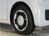 認定中古車では、厳しいHonda認定基準をクリアした厳選されたHonda認定中古車のみ、取り扱っております。「ご購入前の安心」「納車後の信頼」を車両と一緒に提供しております。