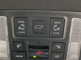 【両側パワースライドドア】狭い駐車スペースなどでの 乗り降りラクラク!小さなお子さまのいるご家庭には嬉しい装備です!