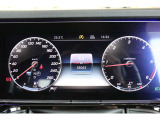 昼夜を問わず計器類はいつでも見やすいので安全に運転できます。また、どのモデルでも基本設計が共通の為乗り換えても違和感がありません。