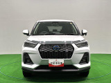 100%モーターで走行するe-SMART T HYBRID。ペダル一つで加速と減速をコントロールできる「スマートペダル」を搭載したロッキーハイブリッドが入荷致しました。