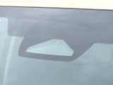 【トヨタセーフティセンス】走行中に前方の車両等を認識し、衝突しそうな時は警報とブレーキで衝突回避と被害軽減をアシスト。より安全にドライブをお楽しみいただけます。
