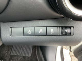 運転席まわりの画像です。